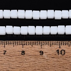 Undurchsichtige Milchglasperlenstränge&nbsp;GLAA-N072-01A-B01