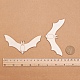 コウモリの形のハロウィーンの空白の木製の切り欠きの装飾品  ハロウィンハンギングデコレーション用  キッズクラフトdiyパーティー用品  バリーウッド  56x113x2mm  ロープ：320x1mm WOOD-L010-05-4