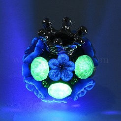 Lueur lumineuse dans le noir&nbsp;CLAY-D007-01