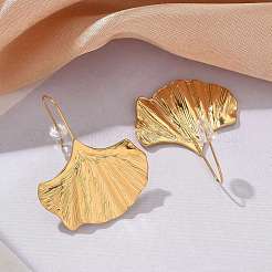 Orecchini pendenti a forma di foglia di ginkgo in acciaio inossidabile 304 con placcatura ionica (ip) per donna&nbsp;EJEW-K243-03G