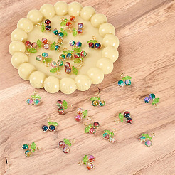 28 Stück Anhänger aus Crackle-Glas in 7 Farben.&nbsp;PALLOY-TAC0183