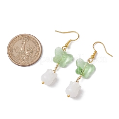 Pendientes colgantes de mariposa de vidrio transparente con jade blanco natural.&nbsp;EJEW-JE05804-02