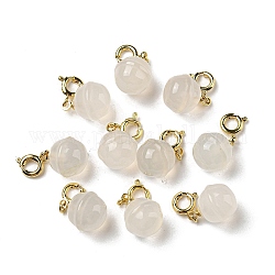 Decoraciones colgantes de ágata blanca natural, adorno de gemas de campana con cierres de anillo de resorte de latón, real 14k chapado en oro, 21mm, agujero: 3 mm