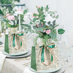Geschenktaschen aus Papier mit Blumendruck&nbsp;ABAG-WH0044-82B