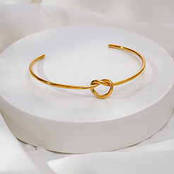 Bracciali rigidi aperti da donna in acciaio inossidabile 304 con nodo a cuore.&nbsp;PA0211