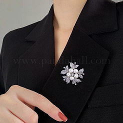 Exquisite Blumen-Brosche aus Strassen&nbsp;PW-WG62D3E-01