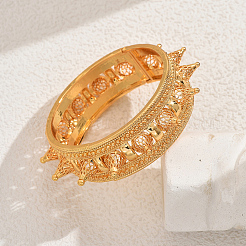 Elegante Messingarmreifen aus dem Nahen Osten&nbsp;YR0328