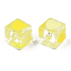 Abalorios de acrílico transparentes, con esmalte, cubo con el corazón, amarillo, 14.5x14x14mm, agujero: 3 mm