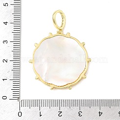 Pendentifs en laiton sertis de micro-pavés de zircone cubique transparente et de coquillage blanc naturel&nbsp;CU-CBA6938-09G-01