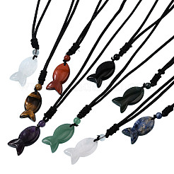 Collane con ciondolo a forma di pesce in pietra mista naturale e cordino in nylon nero&nbsp;NJEW-G185-01
