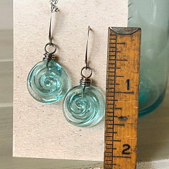 Aretes colgantes de resina y aleación&nbsp;WG626EB-02