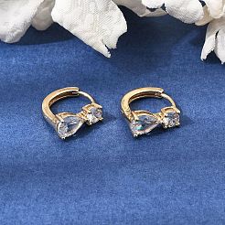 Orecchini a cerchio in ottone con pavé di zirconi cubici&nbsp;KK-CBACA55-17G