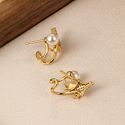 Orecchini a bottone a stella in ottone con perla di conchiglia&nbsp;SG5479