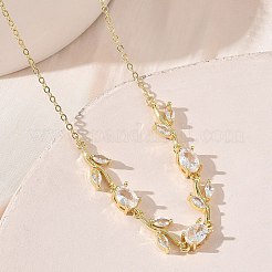 Collane da donna con catena a maglie a cavo e motivo a rosa in ottone con pavé di zirconi cubici.&nbsp;NJEW-C121-05B-01G