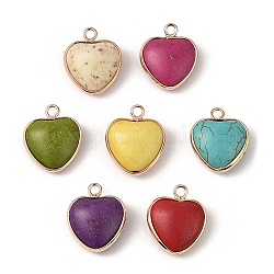 Pendentifs synthétiques teints en turquoise, Breloques cœur avec accessoires en laiton plaqué or, couleur mixte, 20x16.5~17x7.3~7.5mm, Trou: 2.2mm