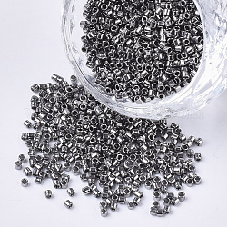 Perline di semi di vetro di grado 11/0, cilindro, dimensione uniforme del seme, colori metallici, grigio scuro, 1.5x1mm, Foro: 0.5 mm, circa 2000pcs/10g