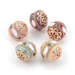 Manuell Indonesiene Perlen, mit Metall-Zubehör, Runde mit Blume, Licht Gold, Mischfarbe, 18.5~20.5x19~20 mm, Bohrung: 1.5~1.6 mm