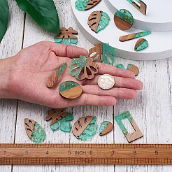 20 pièces 10 pendentifs en résine transparente et bois de noyer&nbsp;RESI-KS0001-08