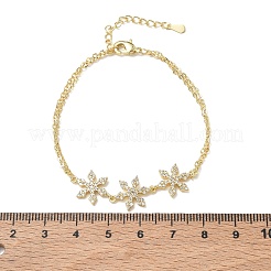 Bracciale a un filo in ottone con tripla maglia a fiore e pavé di zirconi cubici trasparenti.&nbsp;KK-CBA6980-16G