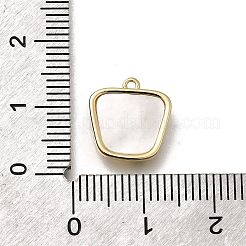 Messing Pavé natürliche weiße Muschel Trapez Charms&nbsp;KK-K378-60G