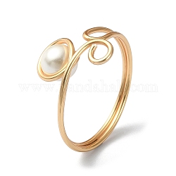 Anello con polsino aperto avvolto in filo di lega con perla di conchiglia, oro, misura degli stati uniti 9 3/4 (19.5mm)