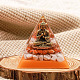 オルゴナイトピラミッド樹脂エネルギー発生器  レイキ ナチュラル レッド アベンチュリン チップと仏陀の内部、ホーム オフィスのデスクの装飾用  50x50x50mm WG30093-09-1