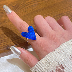3 Stück verstellbare Fingerringe aus Messing mit Herz und Acryl für Damen&nbsp;FS-WG6A11D-05