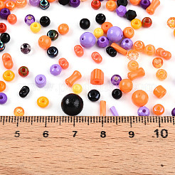 Glasperlen mit Halloween-Motiv&nbsp;SEED-N007-13J