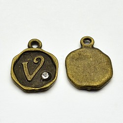 Placcati bronzo antico in lega di fascini di strass, rotonda e piatta con letter.v, nichel libero, 13x10x1.5mm, Foro: 1 mm