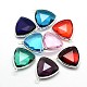 Colgantes de triángulo de cristal de latón chapado en color plateado GLAA-J012-S-1