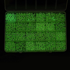 27 Stil flach rund mit leuchtenden Acrylperlen mit schwarzen Buchstaben und Herzen&nbsp;SACR-YW0001-37
