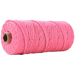 工芸品の編み物用の綿糸  濃いピンク  3mm  約109.36ヤード（100m）/ロール