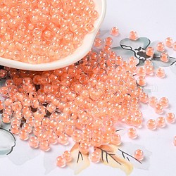 Perles de rocaille en verre, Couleurs intérieures lustre, ronde, saumon clair, 4x3mm, Trou: 1.4mm, environ 7650 pcs / livre
