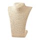 立体的なネックレスの胸像が表示されます  PUマネキンのジュエリーディスプレイ  籐でカバー  小麦  210x125x278mm NDIS-E018-C-01-2
