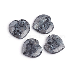 Pietra naturale dell'amore del cuore di larvikite, pietra di palma tascabile per il bilanciamento del reiki, 36.5~39.5x38.5~40.5x10~10.5mm