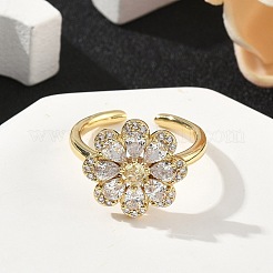 Manschettenringe aus Messing mit Mikropavé und Zirkonia in Blumenform für Damen&nbsp;RJEW-A069-01B-G