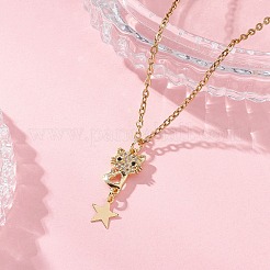 Colliers pour femmes avec pendentif chat et étoile en laiton serti de micro-pavés de zirconiums cubiques transparents et de micro-pavés&nbsp;NJEW-JN05716