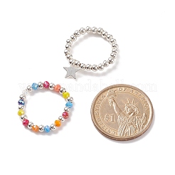 2 Stück 2 Stil Glas- und Messingperlen Stretch-Fingerringe mit Anhängern für Frauen&nbsp;RJEW-JR00480