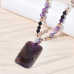 Collana lunga con ciondolo rettangolare in ametista naturale e perline di vetro.&nbsp;GG-CBAE048-02A