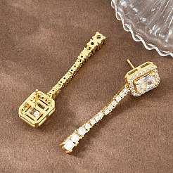 Pendientes de tuerca de circonio cúbico con micro pave de latón&nbsp;KK-CBA8324-14G