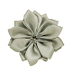 ライトグレーの手作りの花織物コスチュームアクセサリー  37x37x7mm X-WOVE-QS17-23-1