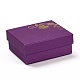 ペーパー スポンジ マット ネックレス ボックス  金箔押し花柄の四角形  暗紫色  8.7x7.7x3.65cm  内径：8.05x7.05のCM  深さ: 3.3cm OBOX-G015-01E-2