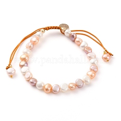 Bracelets de perles de nylon tressés réglables, avec perles de culture d'eau douce naturelles et breloques rondes plates en laiton, véritable 18k plaqué or, couleur de coquillage, diamètre intérieur: 2-1/8~3-1/2 pouce (5.5~9 cm)
