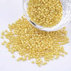 Pearlized Cylinder Seed Beads, Uniform Size, Yellow, 1.5~2x1~2mm, Hole: 0.8mm, about 4000pcs/bag, about 50g/bag