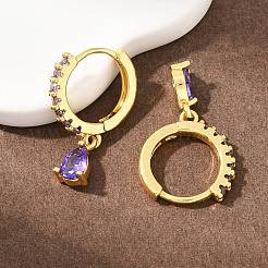Orecchini pendenti a cerchio in ottone con micro pavé di zirconi cubici&nbsp;KK-Z166-13G-01