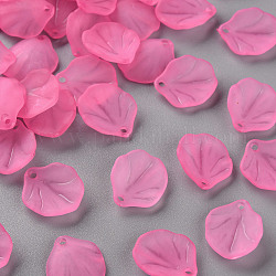 Pendentifs acryliques mats transparents, Pétalin, rose chaud, 16x14.5x3mm, Trou: 1.6mm