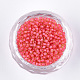 12/0グレードの丸いガラスシードビーズ  透明インサイドカラー  濃いピンク  2x1.5mm  穴：0.7mm  約48500個/ポンド SEED-N001-D-226-2