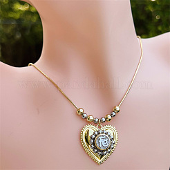 Colliers pendentifs en laiton en forme de cœur avec la lettre Fe&nbsp;WG01AF5-04