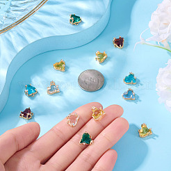15 pièce en laiton micro pavé de zircone cubique avec breloques en verre&nbsp;KK-TA0001-81