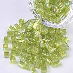 6/0 perles de rocaille en verre, couleurs transparentes arc, trou carré, cube, vert jaune, 6/0, 3~5x3~4x3~4mm, Trou: 1.2~1.4mm, environ 4500 pcs / sachet 